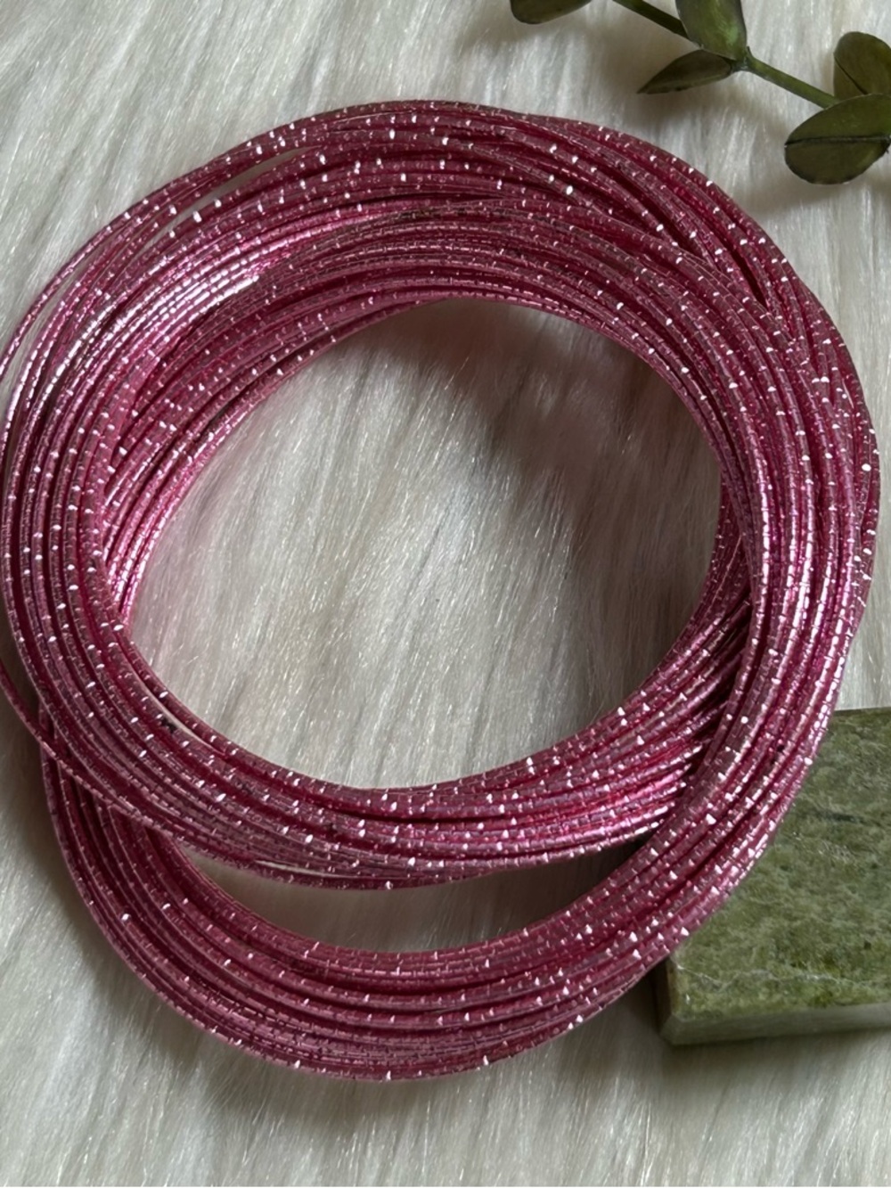 Pink statement Bangle bracelet - Picture 4 of 7